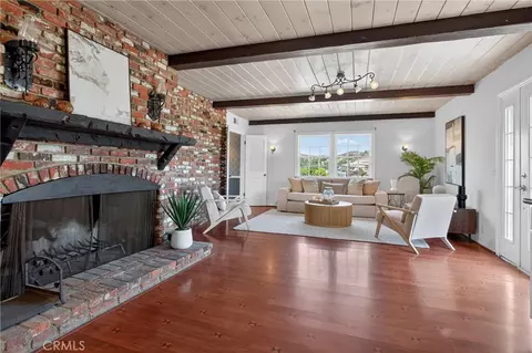 Living - 10538 Ormond, Sunland, CA 91040 photo 1 of 8