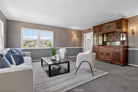 Living - 10538 Ormond, Sunland, CA 91040 photo 7 of 8