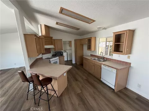 10900 Sepulveda #23, Mission Hills, CA 91345