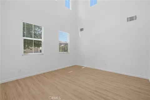 Living - 2207 Beechwood, Lancaster, CA 93535 photo 5 of 5