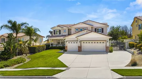 Exterior - 5606 E Overlook Dr, Rancho Cucamonga, CA 91739 photo 3 of 11