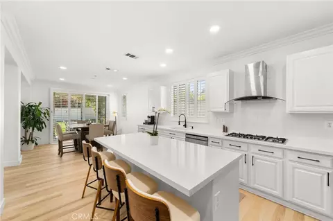 Kitchen - 5606 E Overlook Dr, Rancho Cucamonga, CA 91739 photo 2 of 2