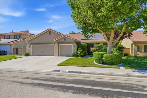 2825 Legends, Lancaster, CA 93536