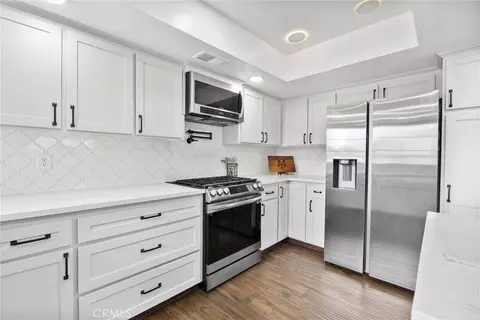 Kitchen - 10906 Dee Dee Ave, Bakersfield, CA 93312 photo 3 of 6