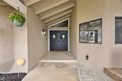 Entry Way - 10906 Dee Dee Ave, Bakersfield, CA 93312 photo 1 of 4