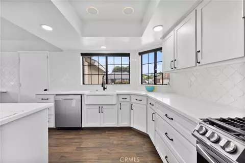 Kitchen - 10906 Dee Dee Ave, Bakersfield, CA 93312 photo 6 of 6