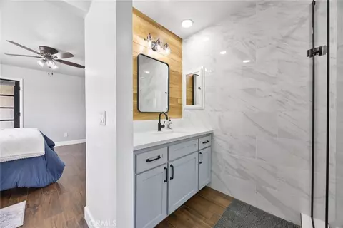 Bath - 10906 Dee Dee Ave, Bakersfield, CA 93312 photo 2 of 5