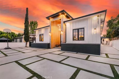 6207 Babcock, North Hollywood, CA 91606
