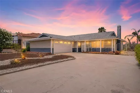 24048 Cruise Cir, Canyon Lake, CA 92587