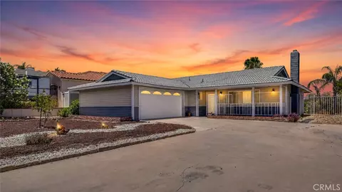 24048 Cruise Cir, Canyon Lake, CA 92587