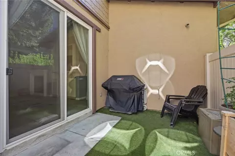 Exterior - 3237 Moss Lndg, Oxnard, CA 93036 photo 6 of 7