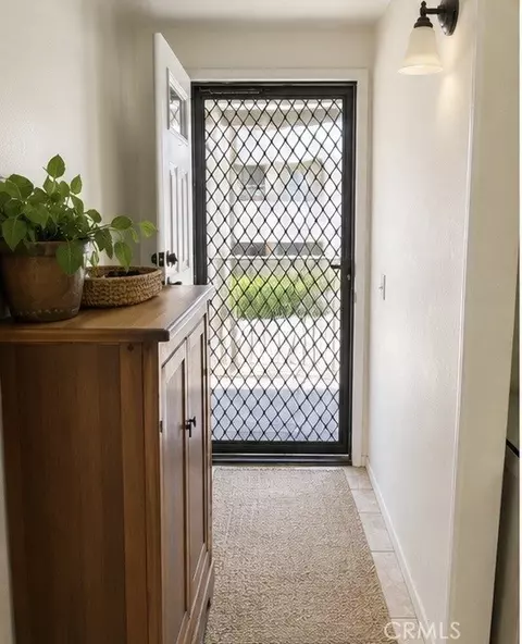 7150 Carlson Cir #24, Canoga Park, CA 91303