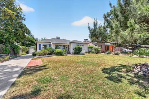 15136 Clark St, Sherman Oaks, CA 91411
