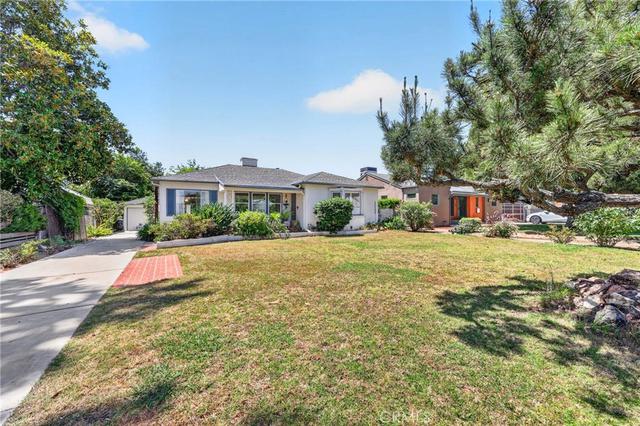 15136 Clark St, Sherman Oaks, CA 91411