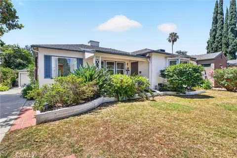 15136 Clark St, Sherman Oaks, CA 91411