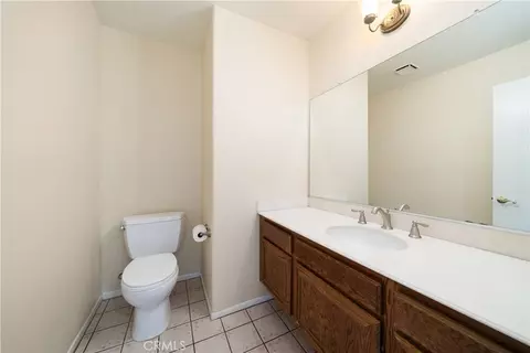 Bath - 12611 Hillside, Moorpark, CA 93021 photo 1 of 7