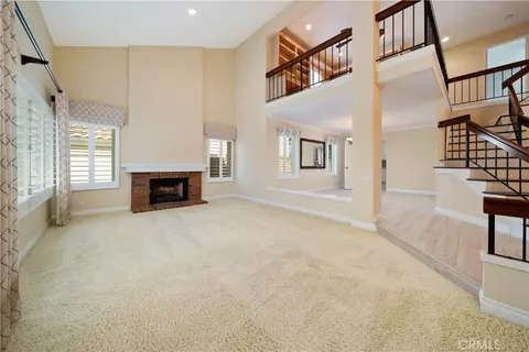 Living - 12611 Hillside, Moorpark, CA 93021 photo 2 of 11