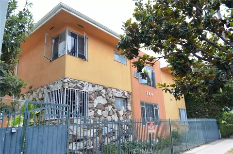 749 S Berendo, Los Angeles, CA 90005