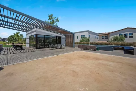 27410 Merlin Pl #203, Valencia, CA 91381
