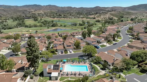 View/Area - 792 Wind Willow Way, Simi Valley, CA 93065 photo 9 of 10