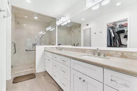 Bath - 792 Wind Willow Way, Simi Valley, CA 93065 photo 1 of 4