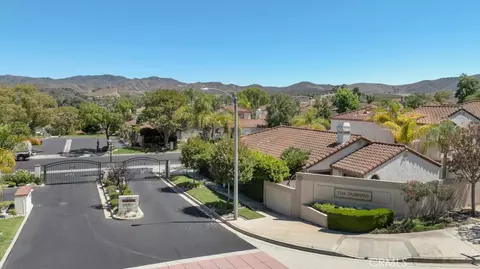View/Area - 792 Wind Willow Way, Simi Valley, CA 93065 photo 8 of 10