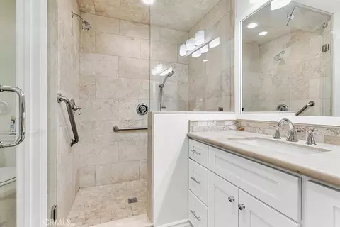 Bath - 792 Wind Willow Way, Simi Valley, CA 93065 photo 2 of 4