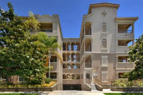 432 S Willaman Dr #401, Los Angeles, CA 90048