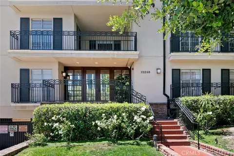 15248 Dickens St #102, Sherman Oaks, CA 91403
