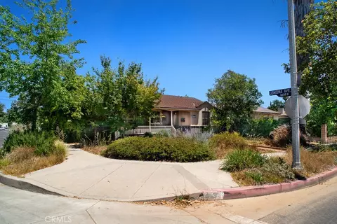 14955 Hartland, Van Nuys, CA 91405