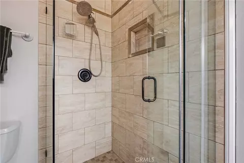 Bath - 1464 Bedford, Camarillo, CA 93010 photo 3 of 4