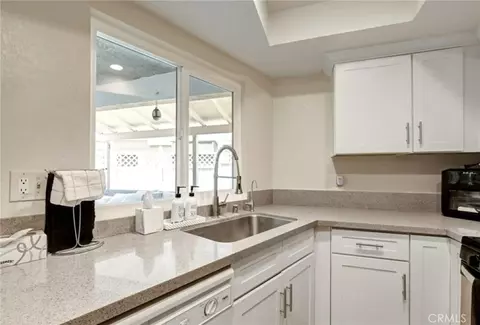 Kitchen - 44617 La Paz, Temecula, CA 92592 photo 2 of 2