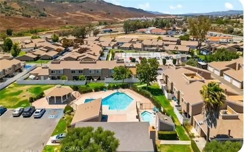 View/Area - 44617 La Paz, Temecula, CA 92592 photo 2 of 3
