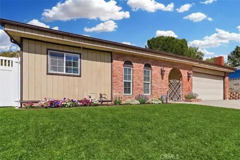 26632 Torreypines Dr, Newhall, CA 91321