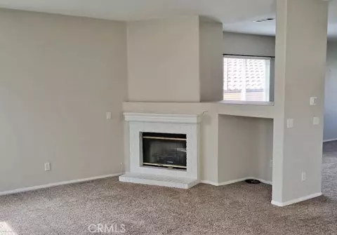 Living - 6061 La Costa, Fontana, CA 92336 photo 2 of 3