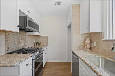 Kitchen - 9725 Haddon, Pacoima, CA 91331 photo 3 of 3