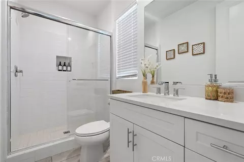 Bath - 84675 Lago Breeza Dr, Indio, CA 92203 photo 6 of 11