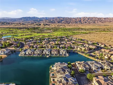 View/Area - 84675 Lago Breeza Dr, Indio, CA 92203 photo 3 of 7