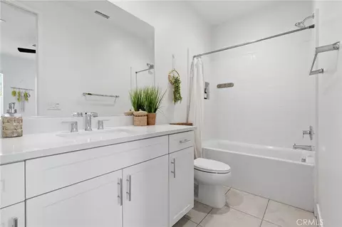Bath - 84675 Lago Breeza Dr, Indio, CA 92203 photo 3 of 11