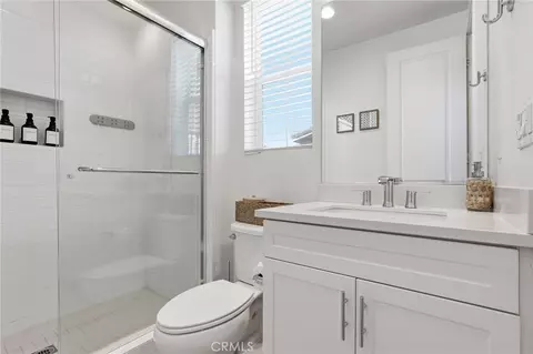 Bath - 84675 Lago Breeza Dr, Indio, CA 92203 photo 1 of 11
