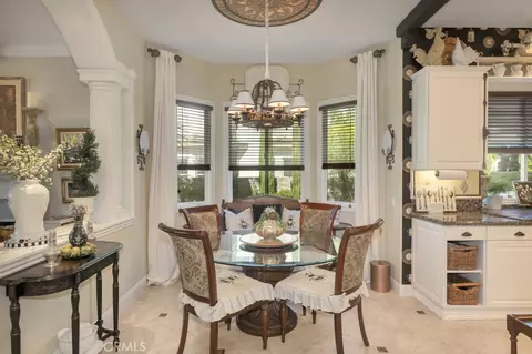 Dining - 7040 Hogan St, Moorpark, CA 93021 photo 2 of 2