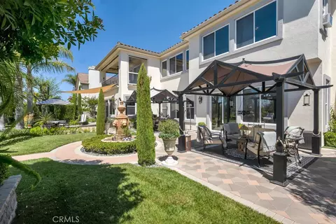 Exterior - 7040 Hogan St, Moorpark, CA 93021 photo 2 of 26