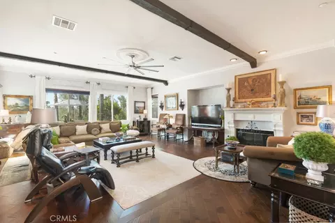 Living - 7040 Hogan St, Moorpark, CA 93021 photo 1 of 5