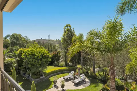 Exterior - 7040 Hogan St, Moorpark, CA 93021 photo 9 of 26