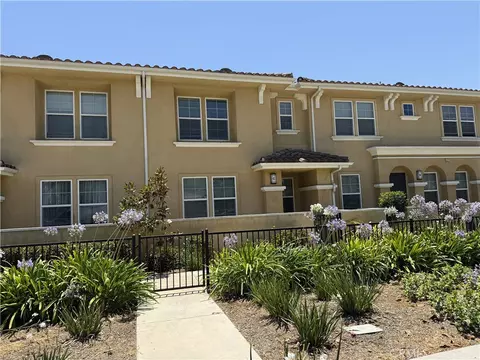 1690 Heywood #C, Simi Valley, CA 93065