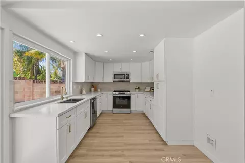 Other - 28116 Oaklar, Saugus, CA 91350 photo 1 of 4