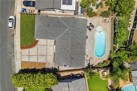 View/Area - 28116 Oaklar, Saugus, CA 91350 photo 3 of 3