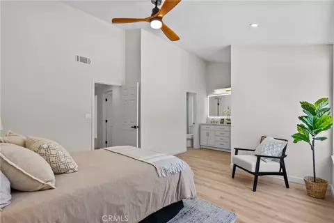 Bedroom - 28116 Oaklar, Saugus, CA 91350 photo 3 of 8