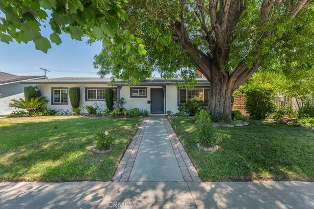 23350 Vanowen St, West Hills, CA 91307