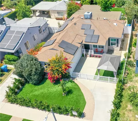 17415 Victory Blvd, Van Nuys, CA 91406